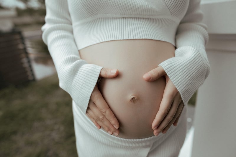 Les bolas de grossesse : Un accessoire indispensable pour les futures mamans ?